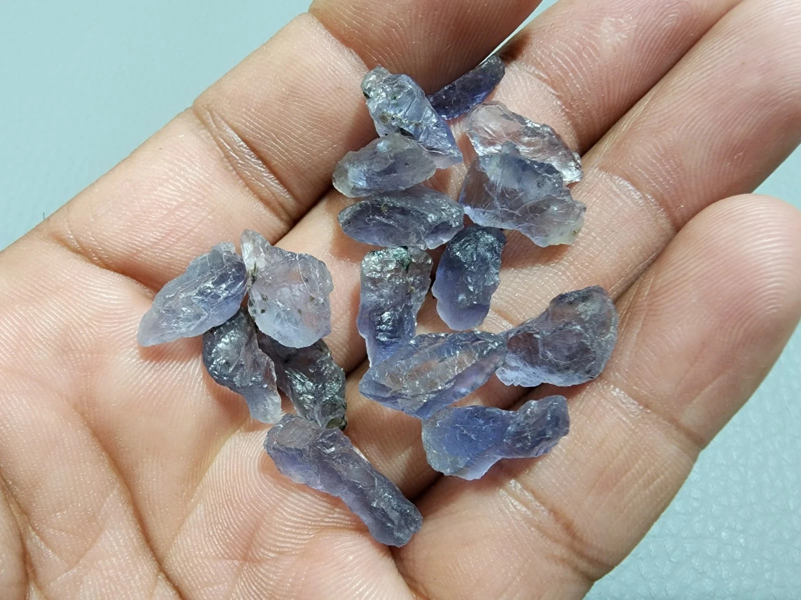 Good Quality Blue Iolite Raw 16 Pcs Lot Size 14-20 MM Crystal Loose Gemstone