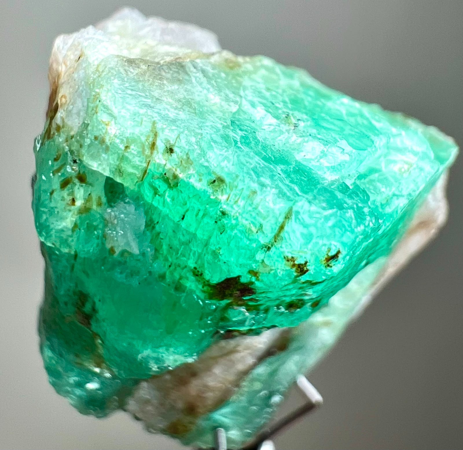 38CT, Beryl Var! Beautiful Natural Emerald Huge Crystal on Quartz, Chitral@PAK