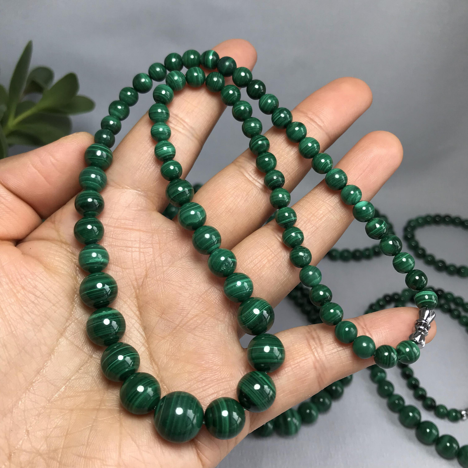 Natural malachite Tower Chain Necklace Polish Crystal sphere Specimen 6-12mm 55g