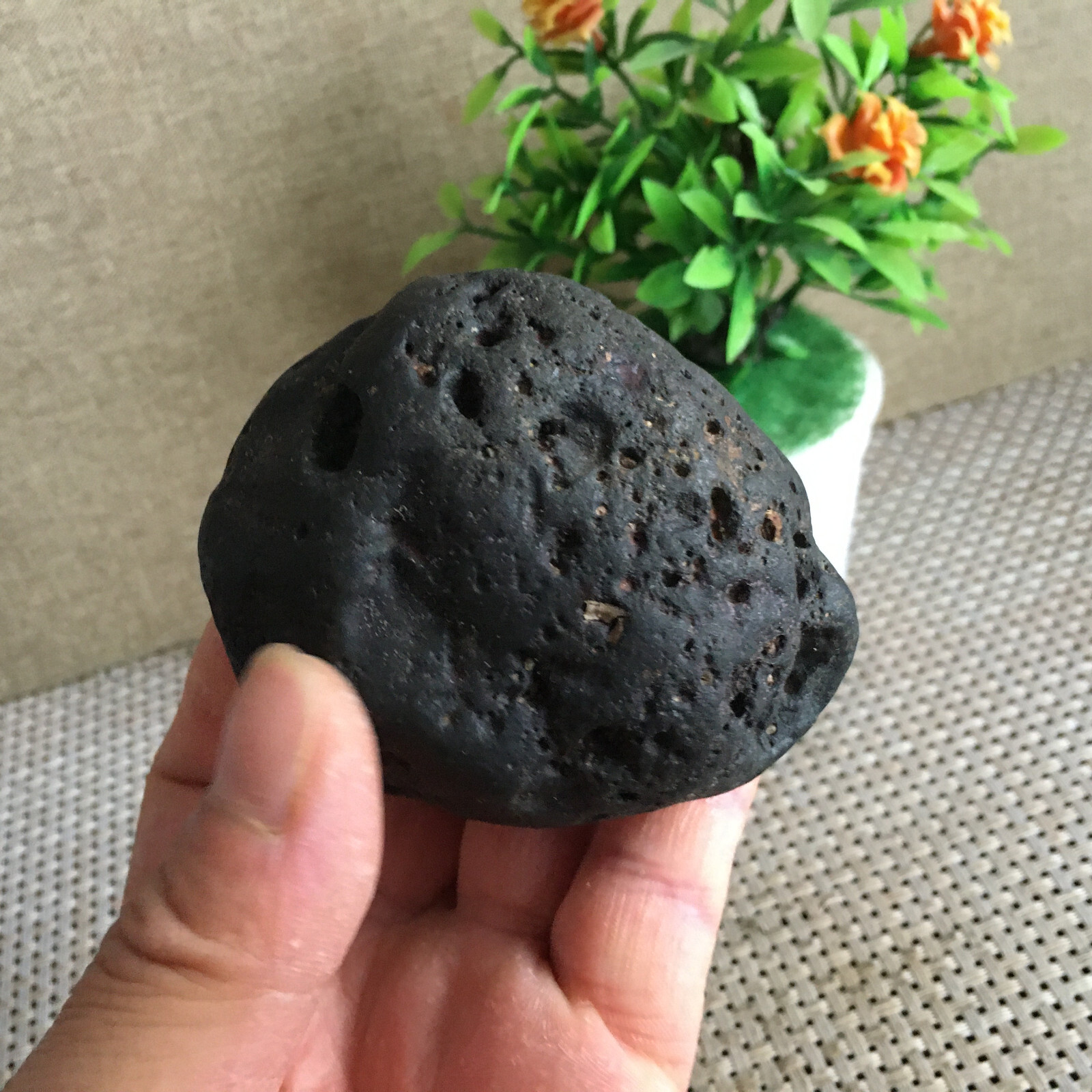 410g Natural Iron nickel Non-magnetic Meteorite Specimen from China