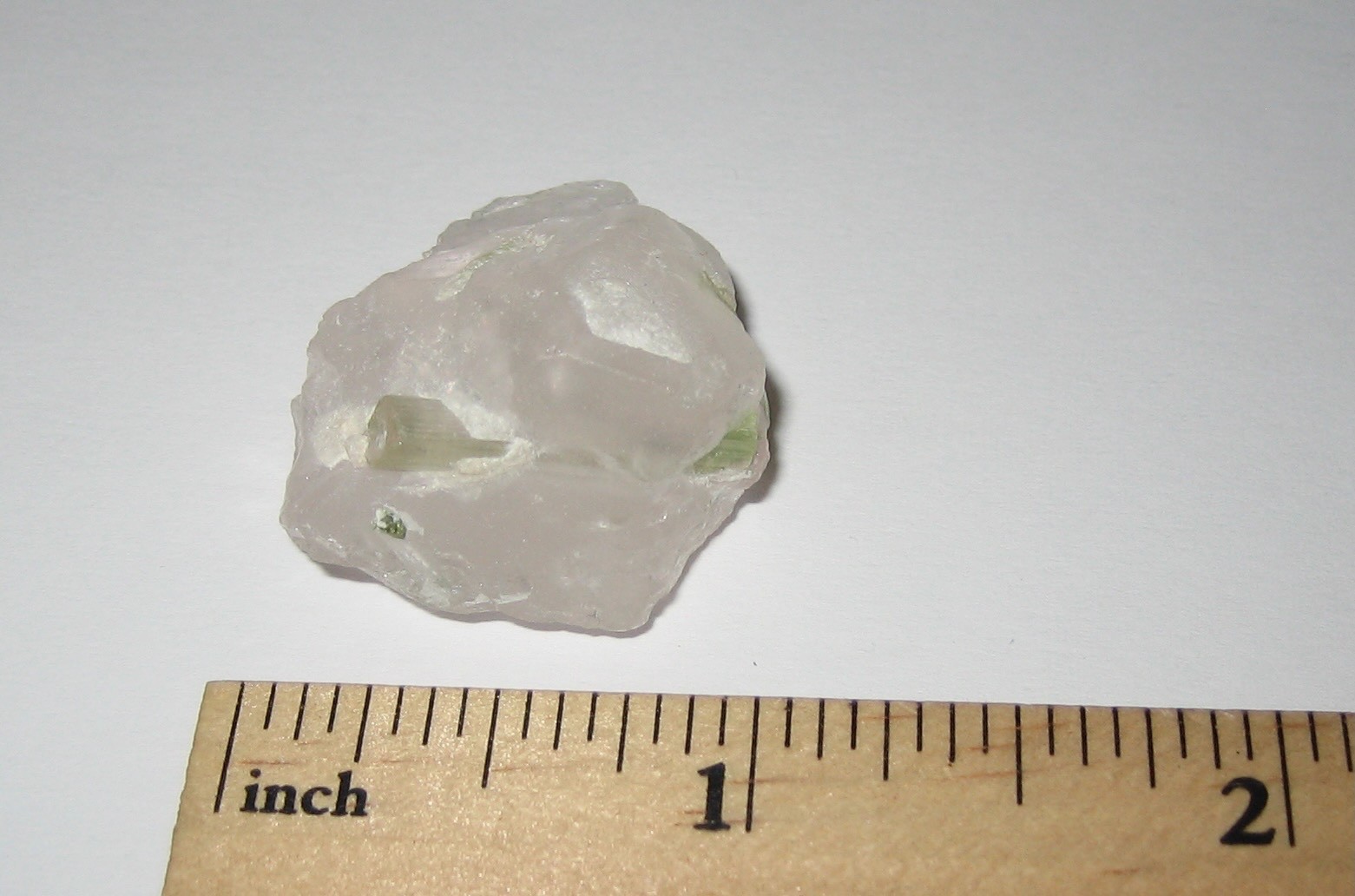 RARE 1.1″ MORGANITE PINK BERYL WITH GREEN TOURMALINE CRYSTAL PAKISTAN ~ 12.1g *1