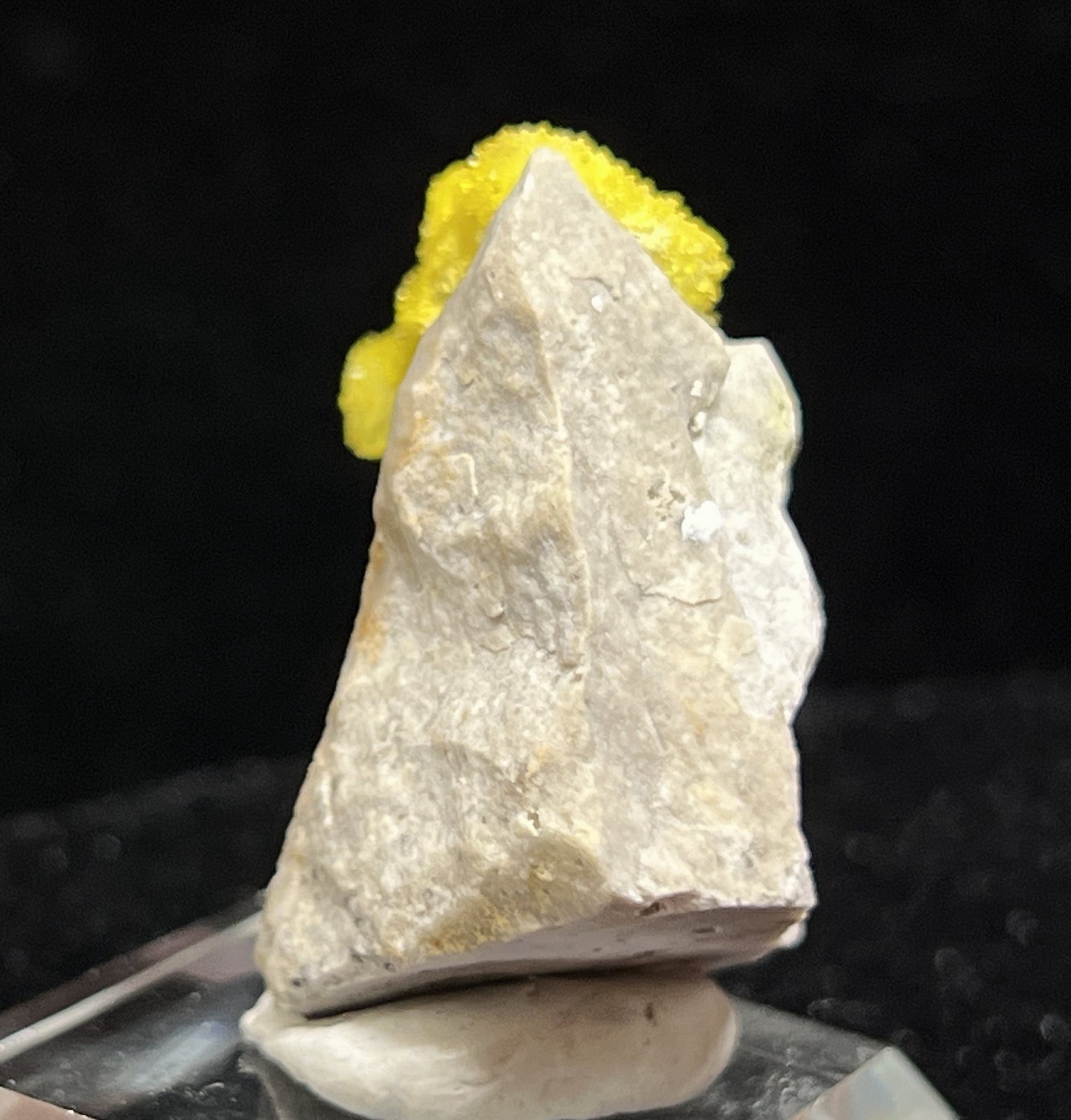 34mm Carlhintzeite & Creedite flower on matrix, FLUORESCENT