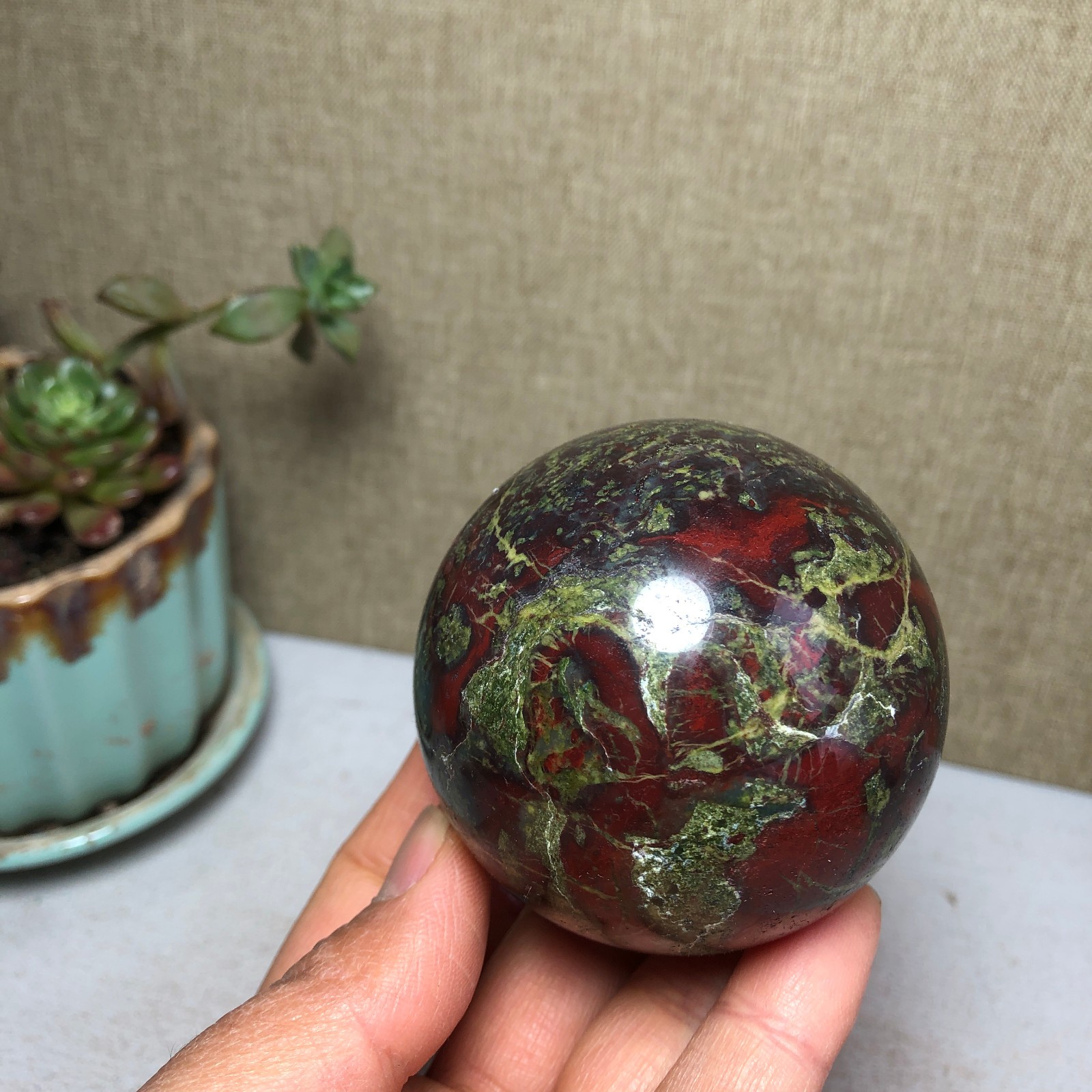 60mm Natural Dragon blood stone quartz crystal sphere ball healing 348g A4050