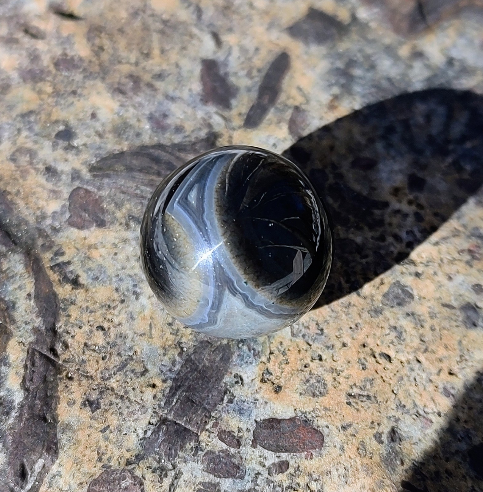 Agate Marble Sphere, Black /White 20mm Madagascar Crystal Agate Marble