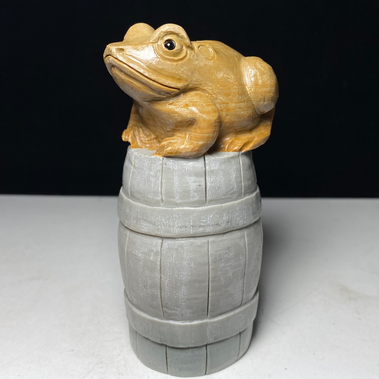 Natural Crystal Quartz Mineral Specimen Songhua Stone Handcarved Frog Gift