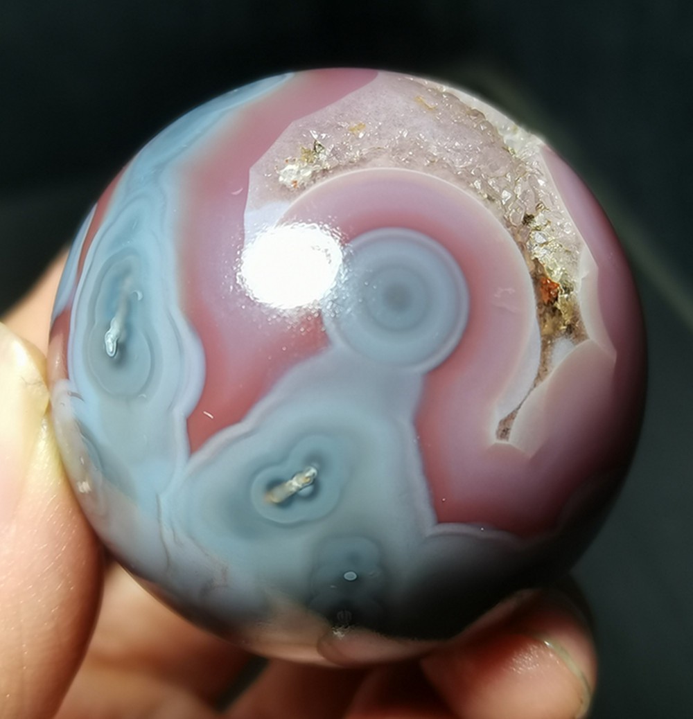 TOP 138.8G Natural Polished Scarlet Banded Agate Geode Ball Healing WYY3976