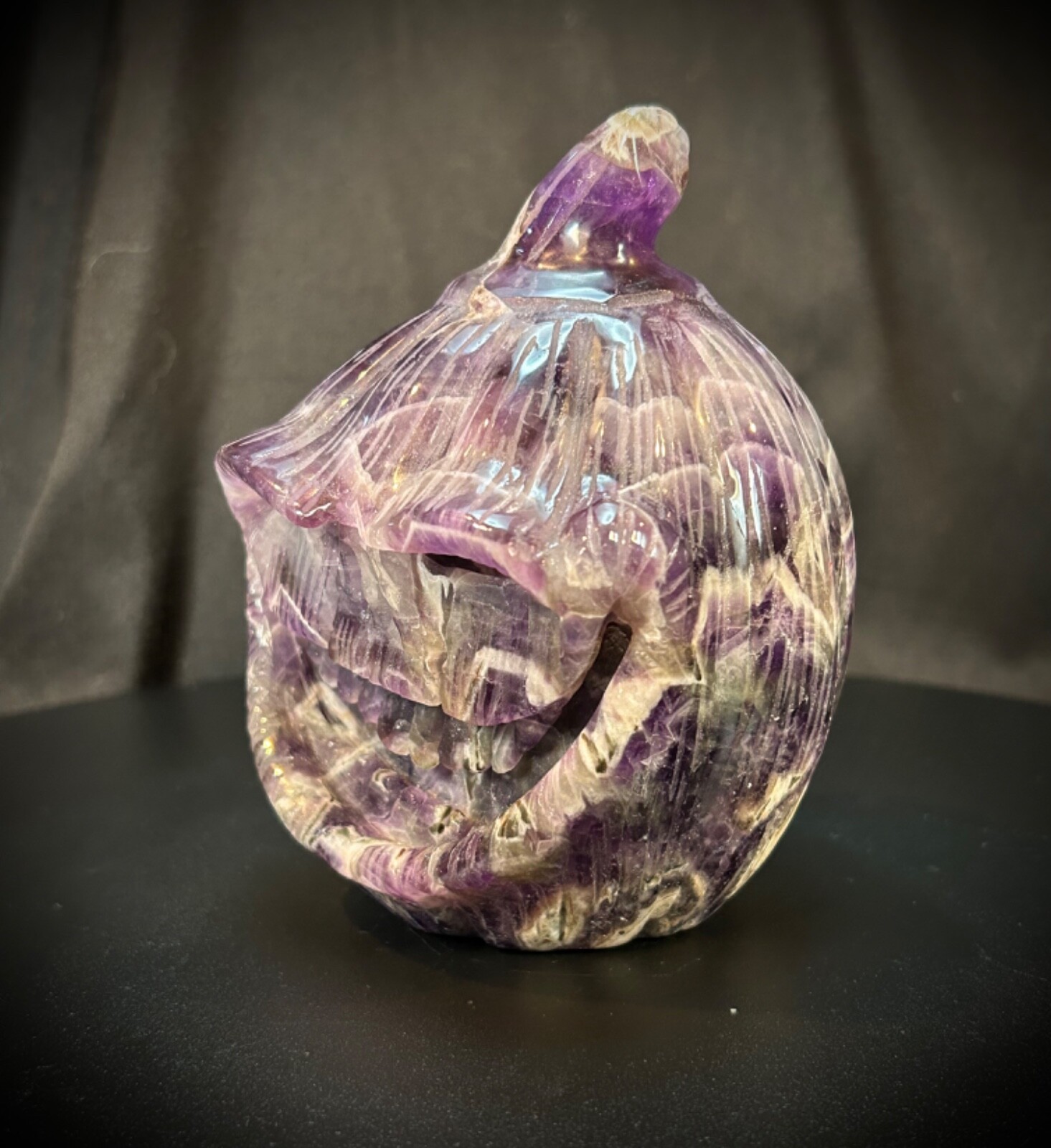 4.36″ Chevron Amethyst Smiling Pumpkin Skull Carving 2lb 1oz