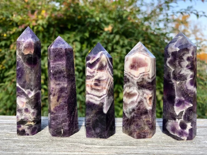 Raw Chevron Amethyst Healing Crystal Wand Obelisk Tower Point Ornament Xmas Gift