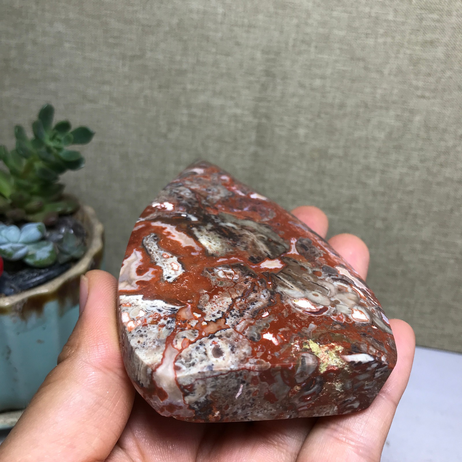 Natural Indonesian Bloodstone agate point leaf Crystal specimens 188g A5132
