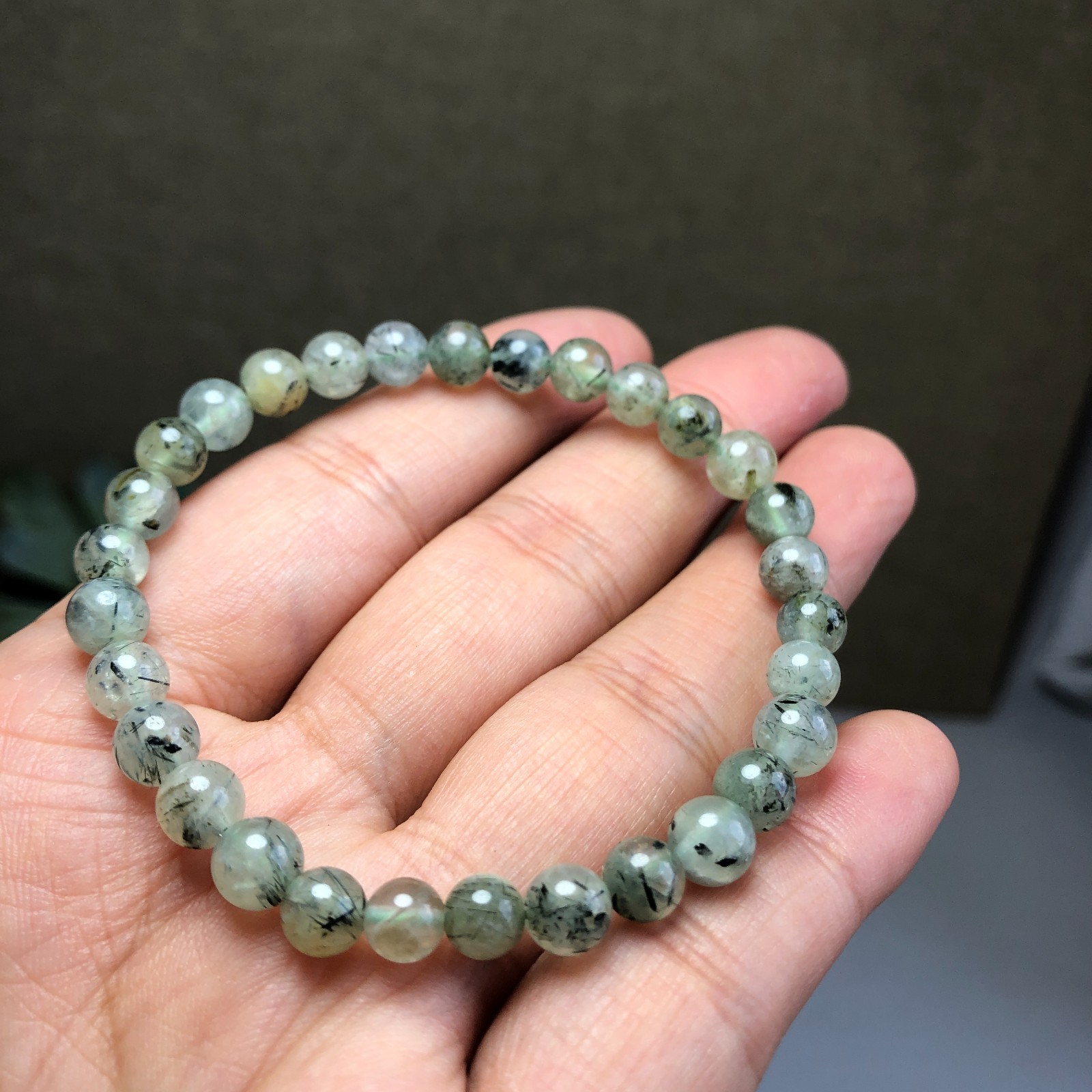 2Pcs Wholesal Prehnite bracelets Crystal ball sphere facet 6mm