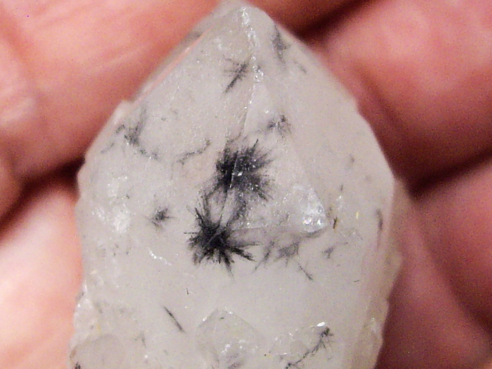 Nice Hollandite Star Quartz from Madagascar 29g
