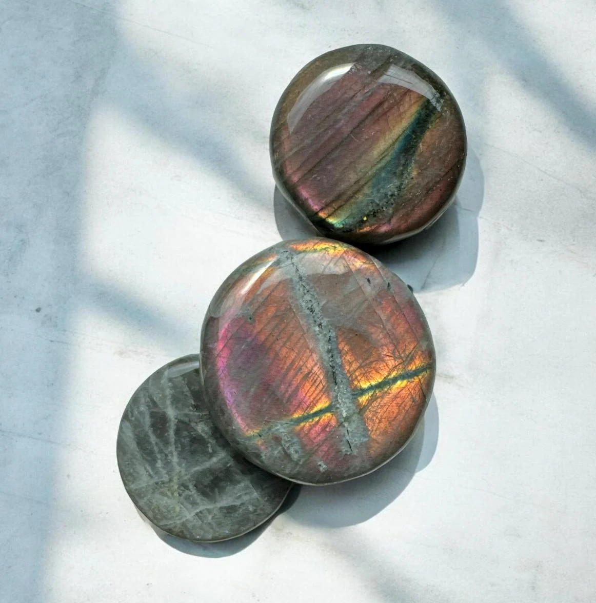 Sunset Flash Labradorite Flat Worry/Palm Stone: Vivid Pink, Purple & Orange
