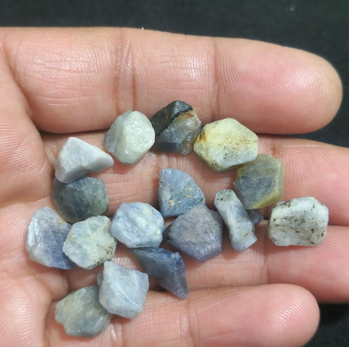 Attractive Madagascar Blue Sapphire Raw 116.30 Crt Size 11-14 MM Loose Gemstone