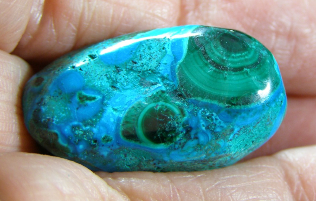 LOVELY MALACHOLLA TUMBLESTONE 2.6 x 1.5 cms 8.78 gms #2