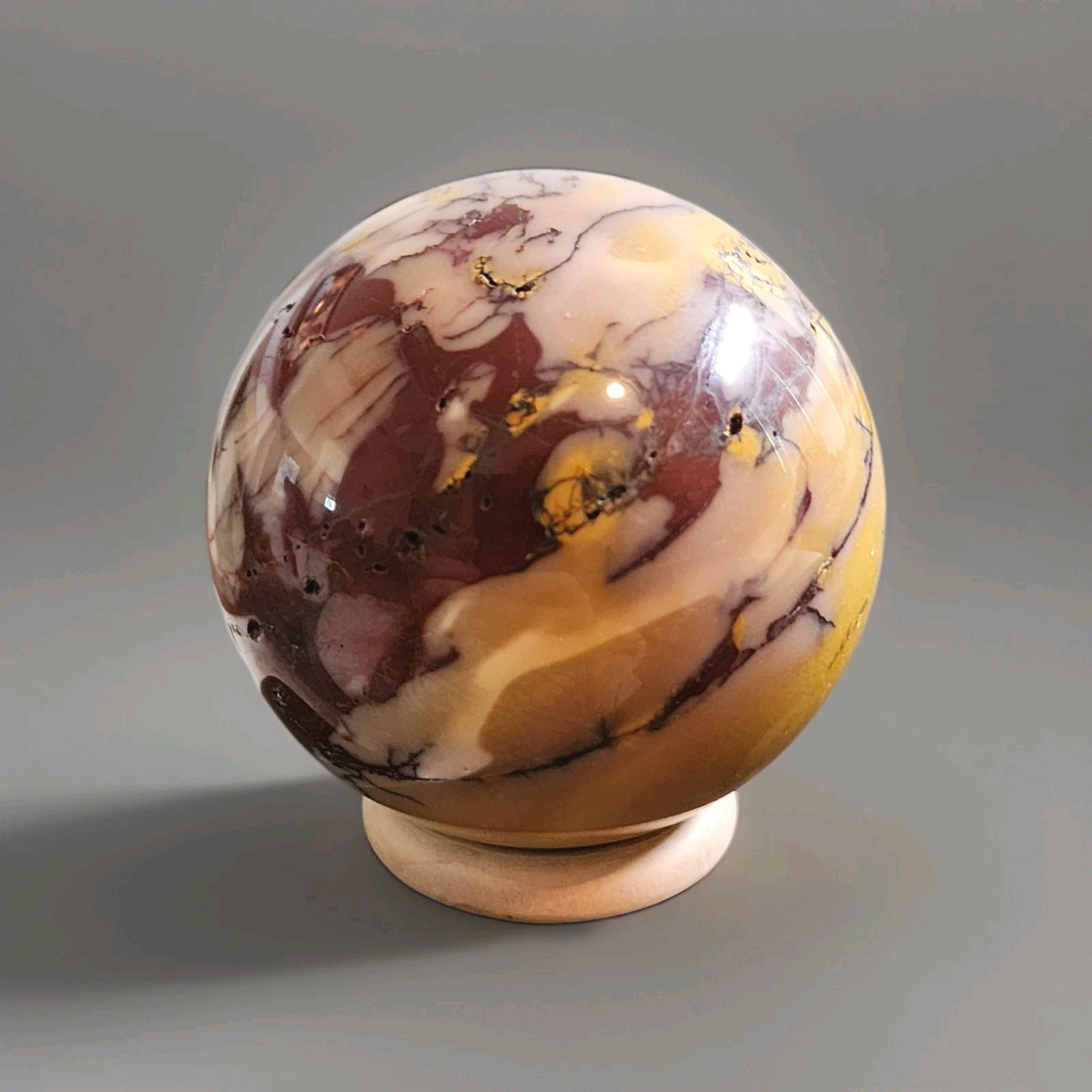Natural Polished Mookaite Jasper Sphere 2.56″ – 352g – USA