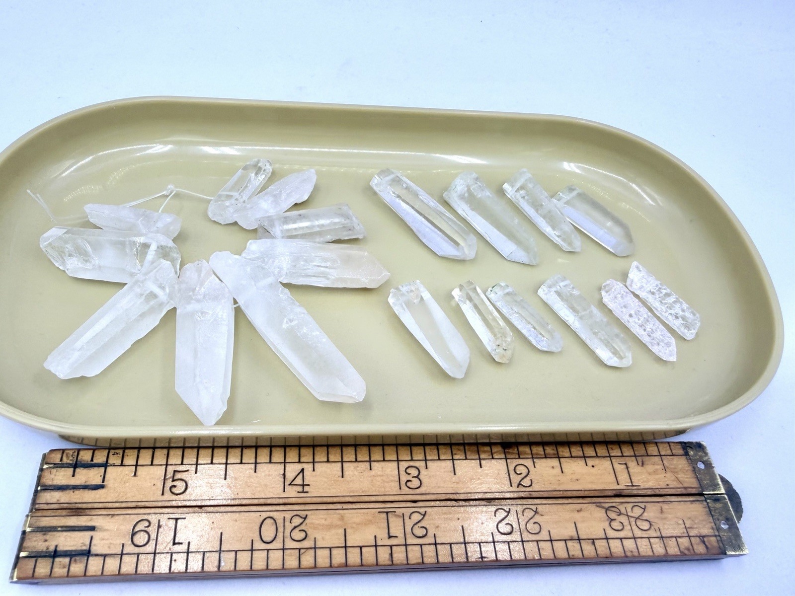 19 Pcs Clear Quartz Crystal 1” – 2” Drilled Points Wands Pendants Jewelry Making