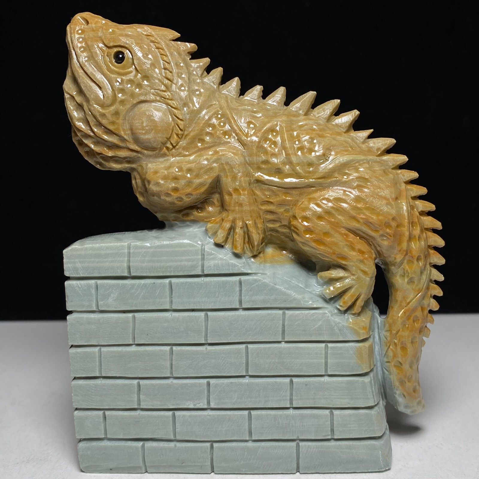 Natural Crystal Quartz Mineral Specimen Songhua Stone Handcarved Lizard Gift