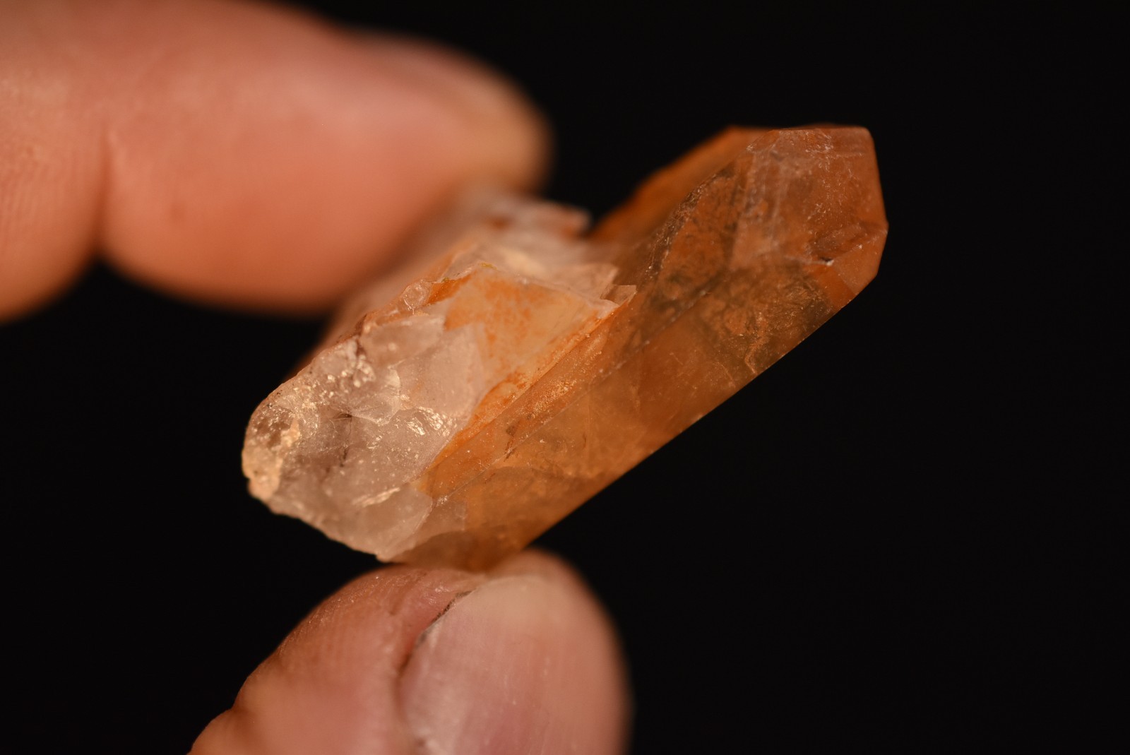 2 *TANGERINE QUARTZ* Crystals 3-4cm 23.8g Natural Stone, Trauma Shock