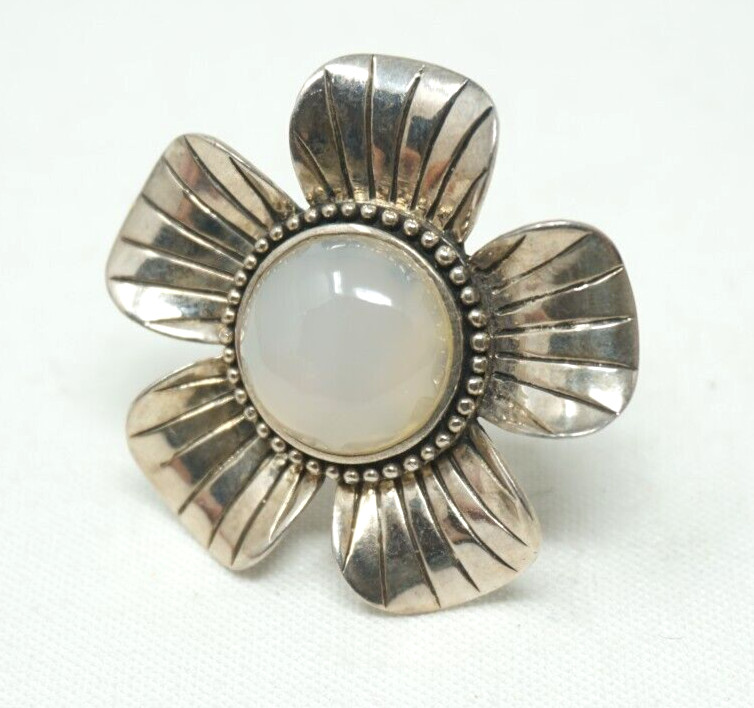 Sterling Sliver Natural Opal Quartz Crystal Agate Round Flower Petal Ring Size 6