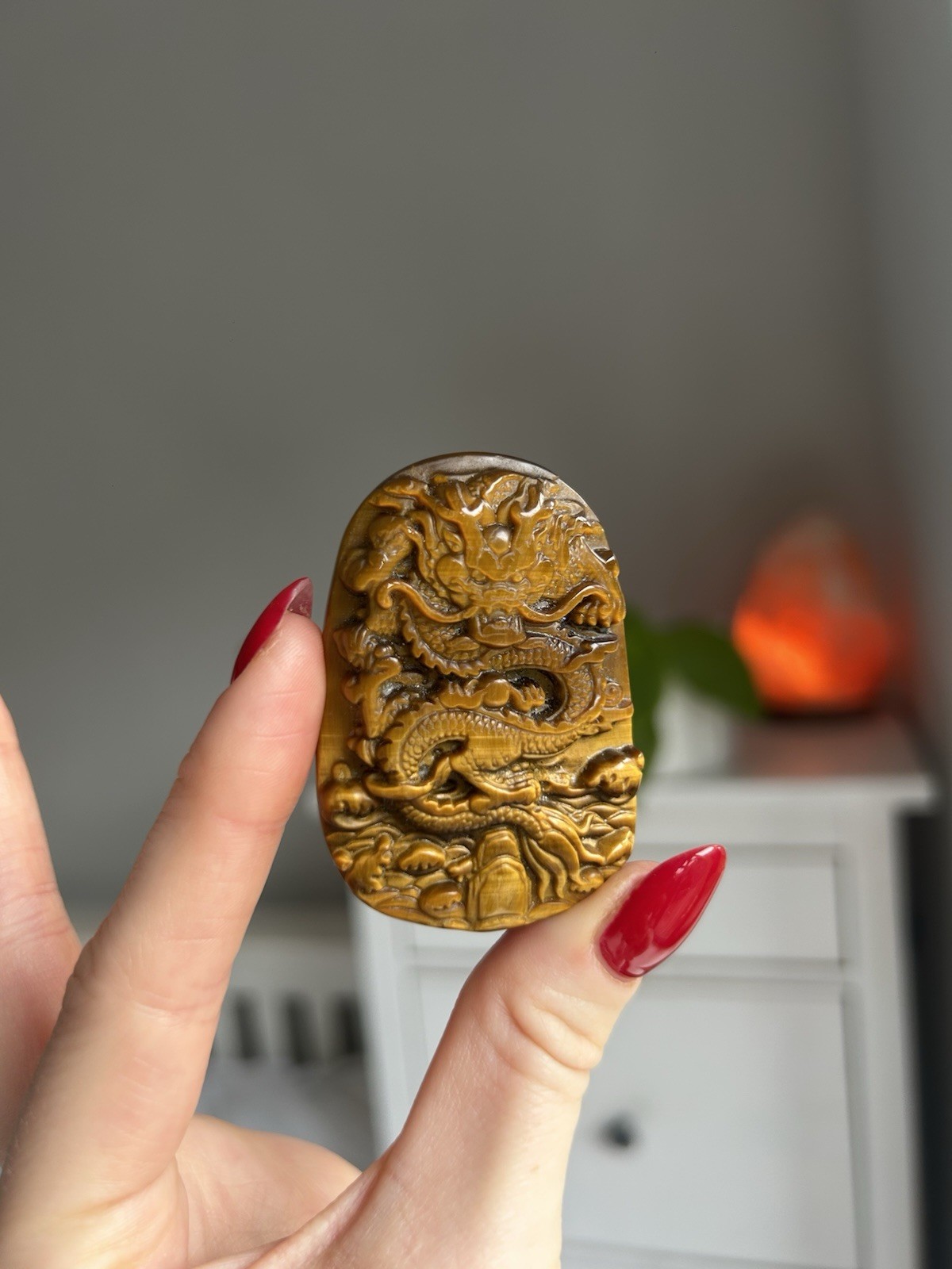 Beautiful Hand Carved Tigers Eye Crystal Chinese Dragon Carving Specimen