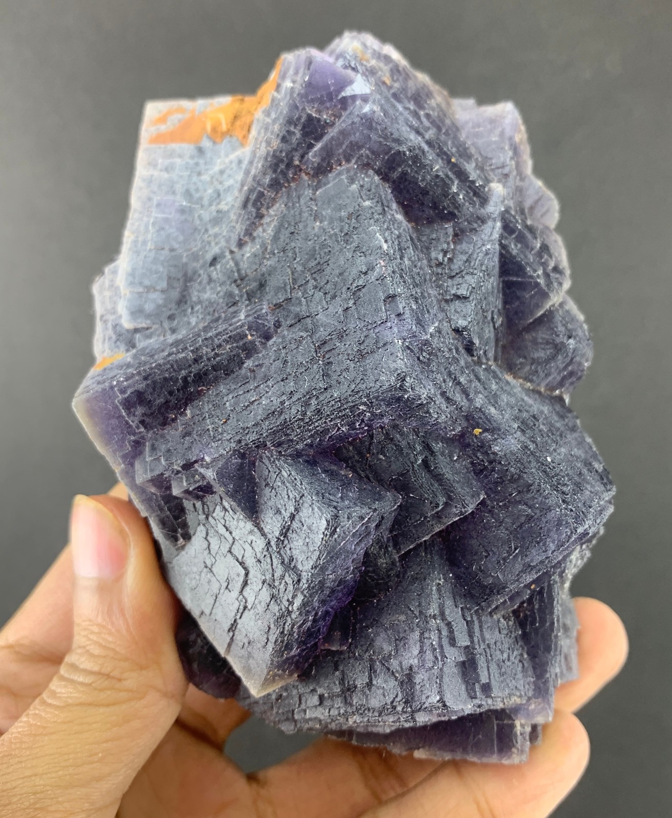 1.3LB NATURAL CUBIC UV REACTIVE FLUORITE CRYSTAL MINERAL SPECIMEN COLOR CHANGE.