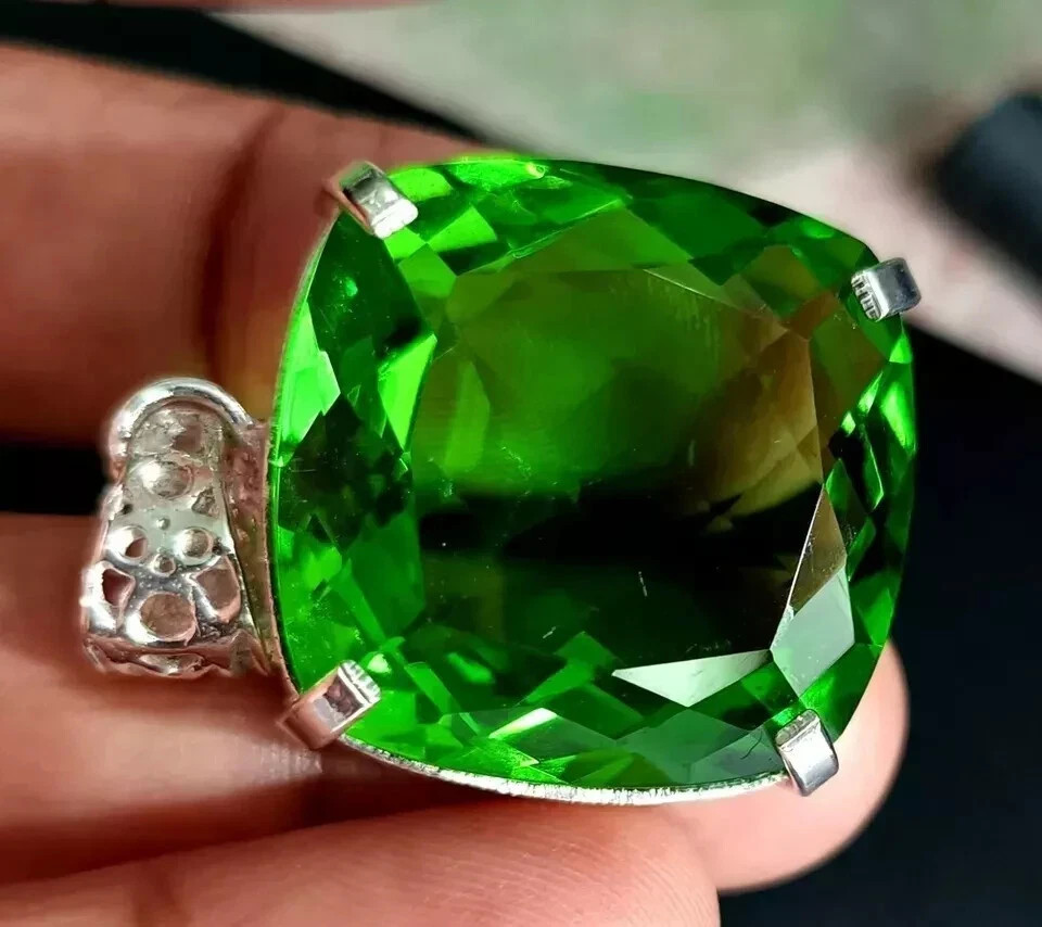 New Look 95.6 Ct+ Natural Green Topaz 925 Solid Silver Pendant Cut Gemstone