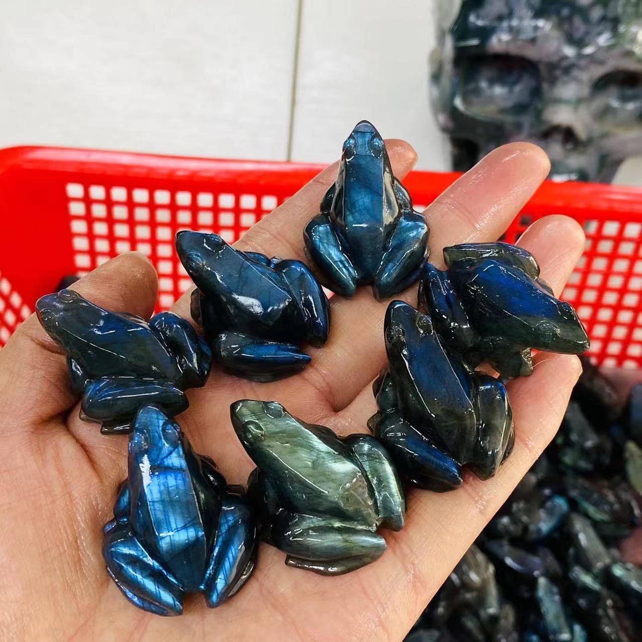 1pc Natural Labradorite Quartz Carved Frog Skull Crystal Reiki Decor