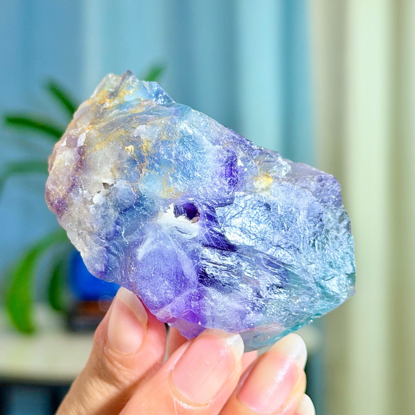 185G Rare transparent purple cubic fluorite mineral crystal sample/China