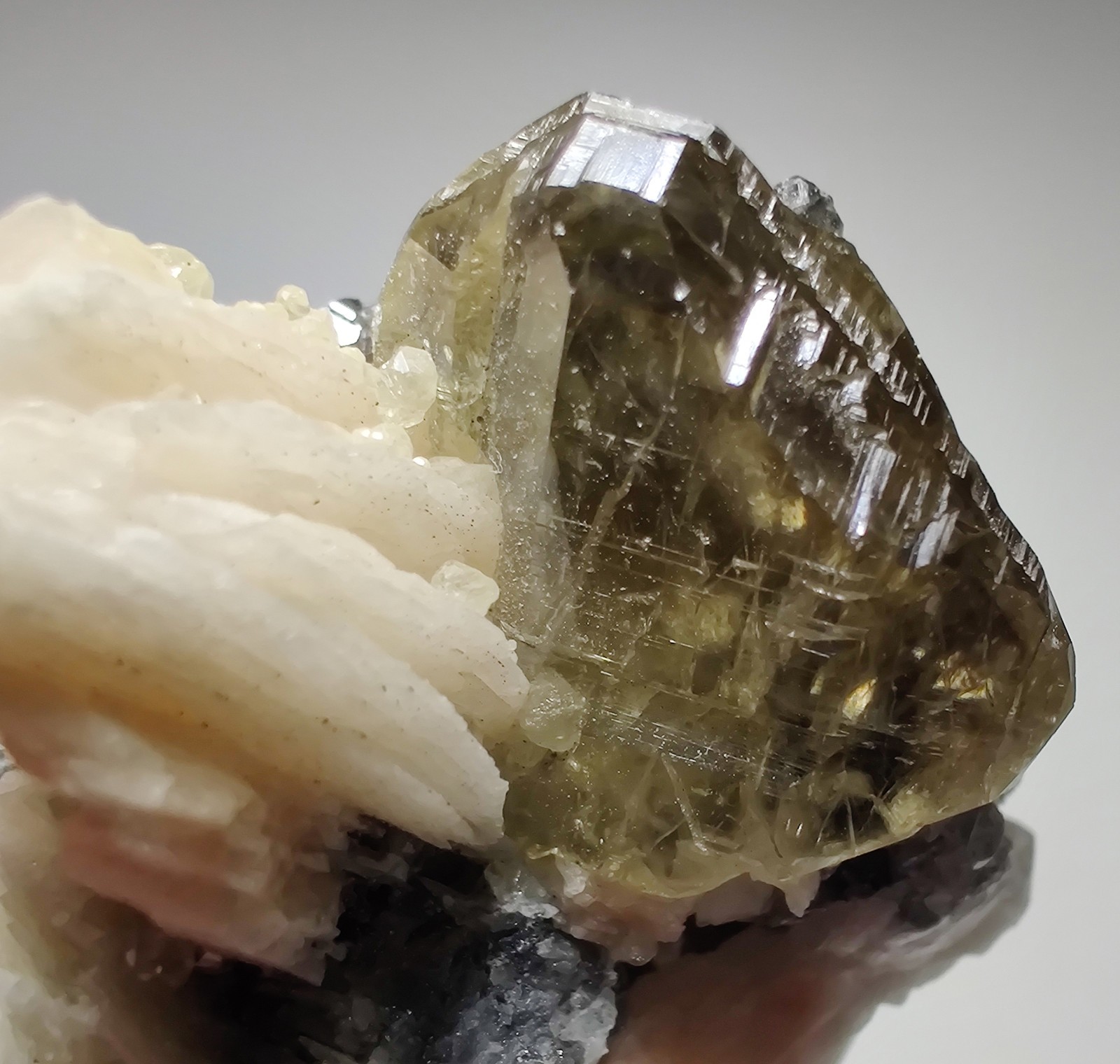 Excellent Cerussite crystal with Barite on Galena, UV. Morocco. 42 grams.