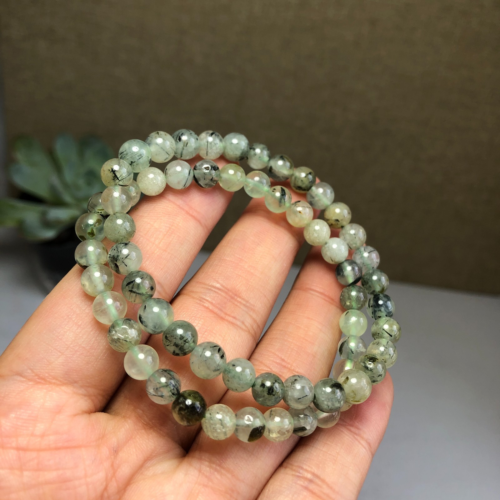 2Pcs Wholesal Prehnite bracelets Crystal ball sphere facet 6mm