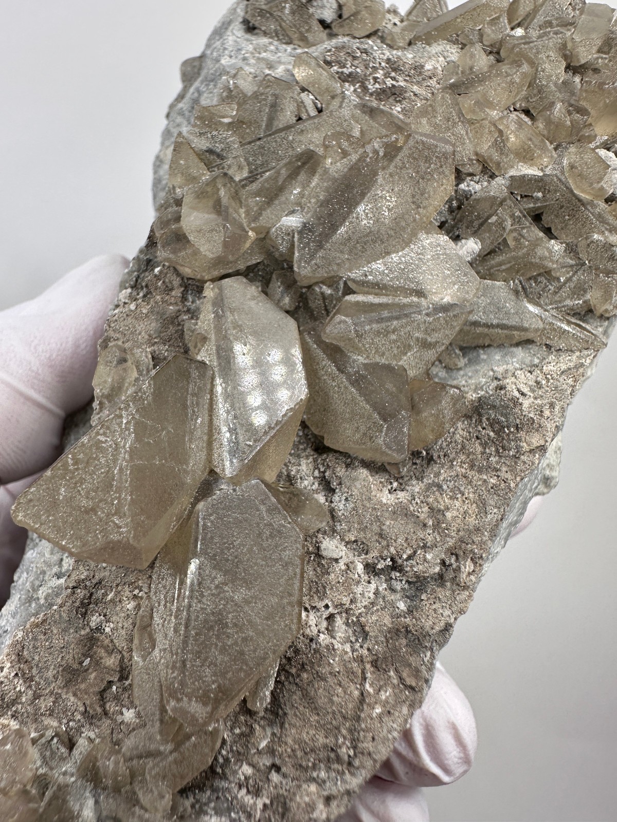 New Find__Large CLEAR Fluorescent BARITE Crystal Cluster___Linwood Mine , Iowa