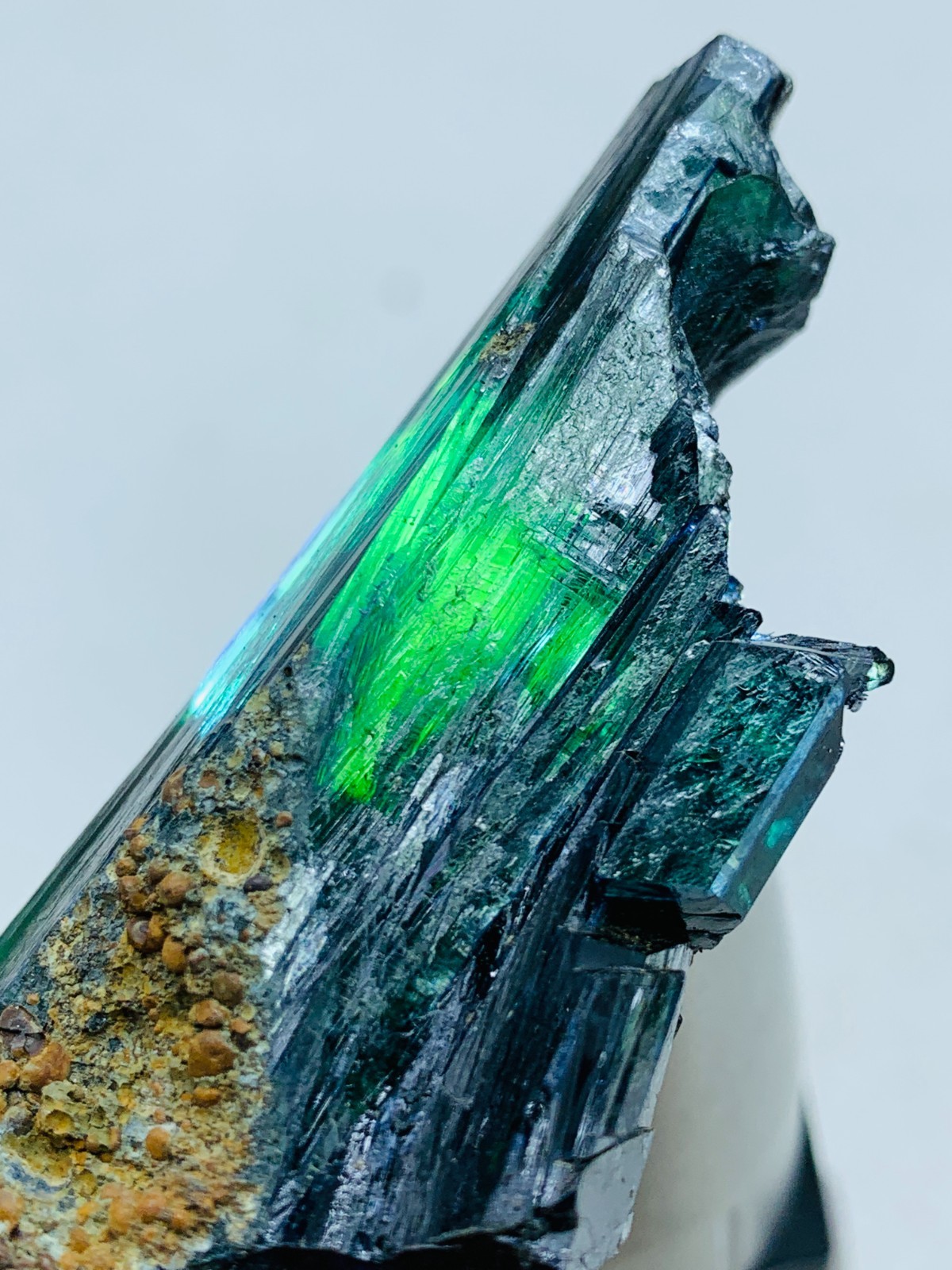 148ct 68mm TOP EXCELLENT BLUE GREEN VIVIANITE CRYSTALS Specimen FROM Brazil