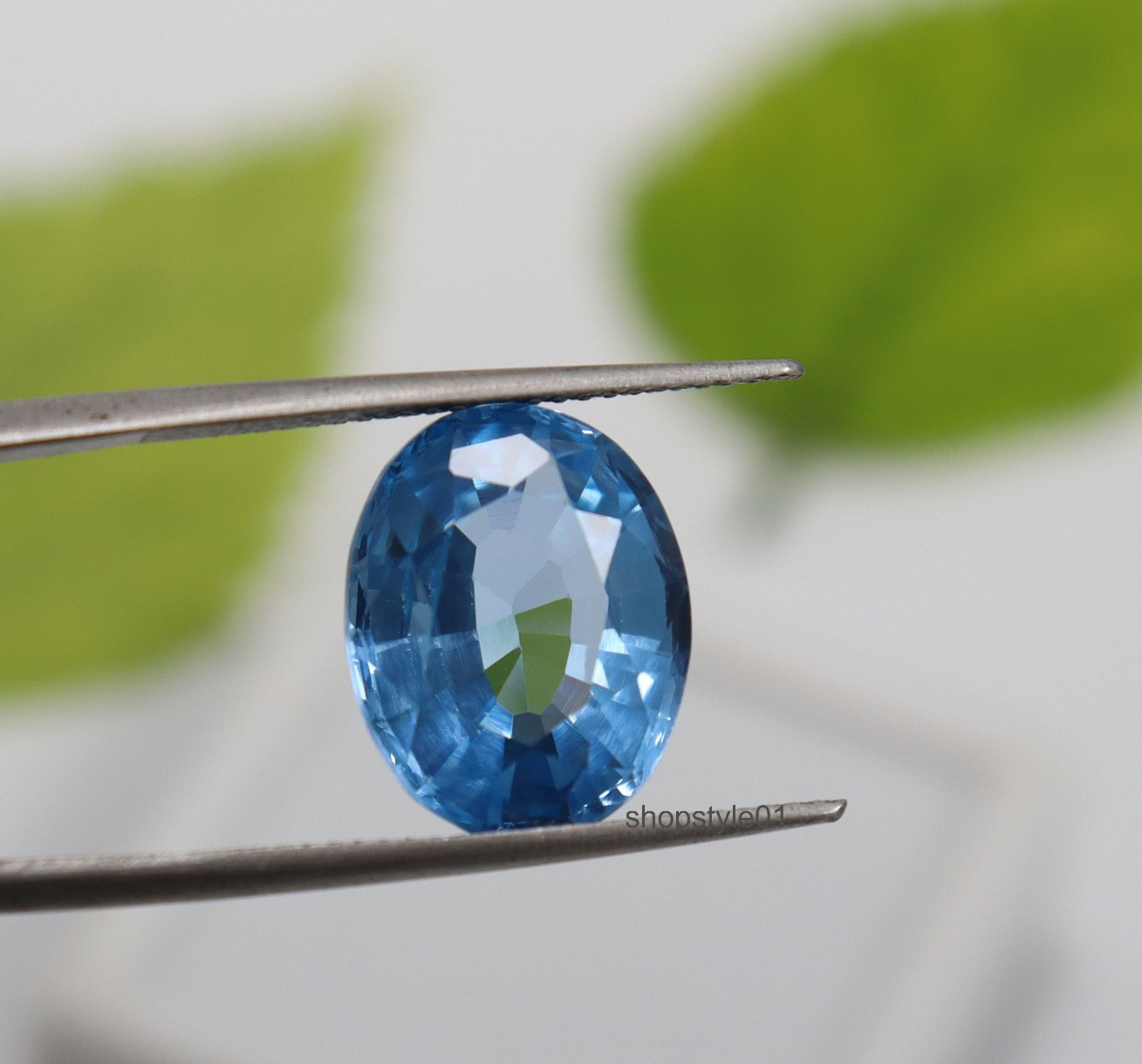 7.55 Ct Natural Certified Aquamarine – Oval Cut Loose Gemstone (13.3 × 10.8mm