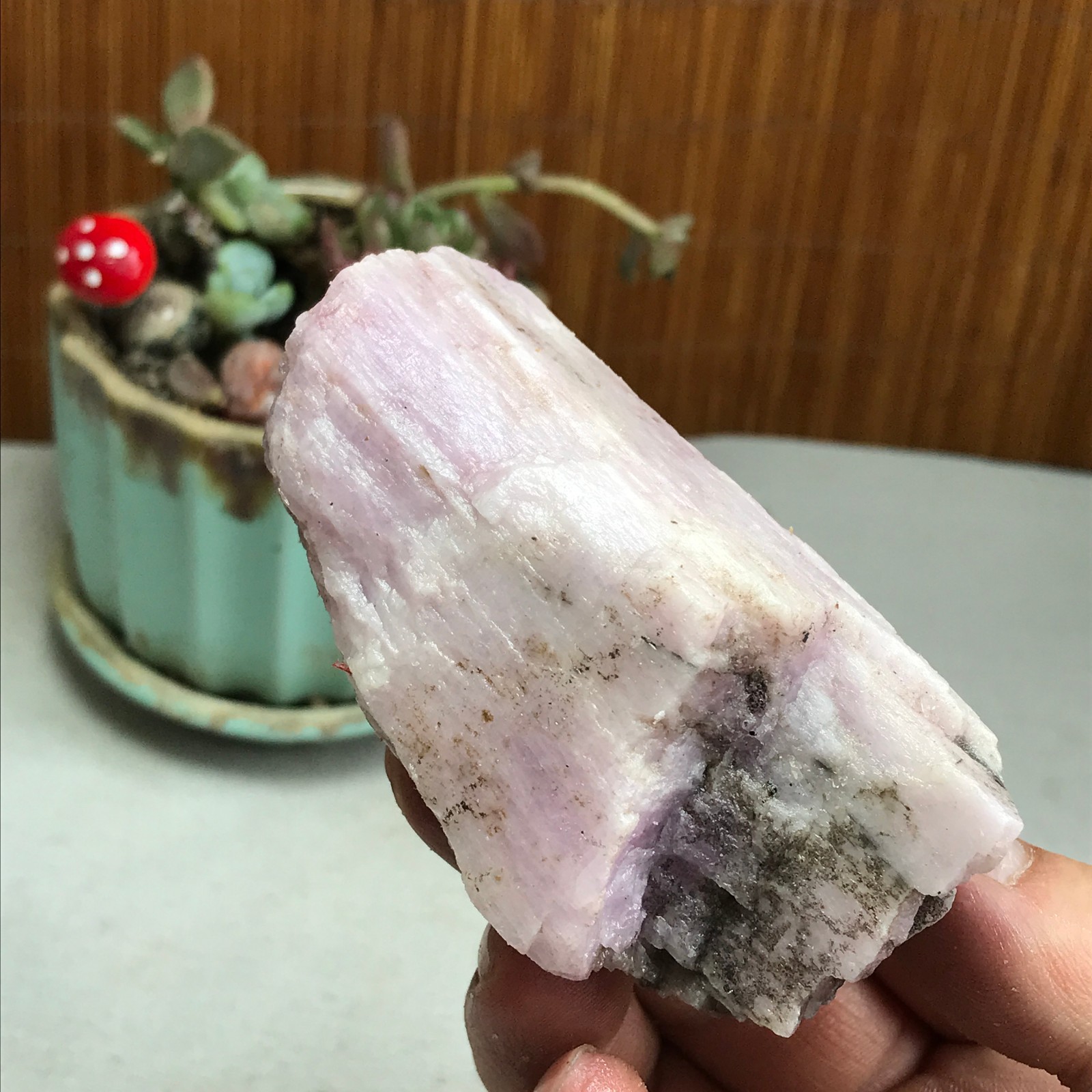80-52-37mm NATURAL ROUGH KUNZITE PINK SPODUMENE CRYSTALS 254g A4608