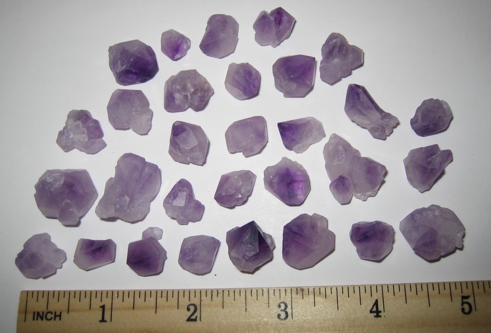 30 SMALL NATURAL ROUGH 0.4″- 0.6″ LIGHT PURPLE AMETHYST CRYSTALS ~ 61.4g *7