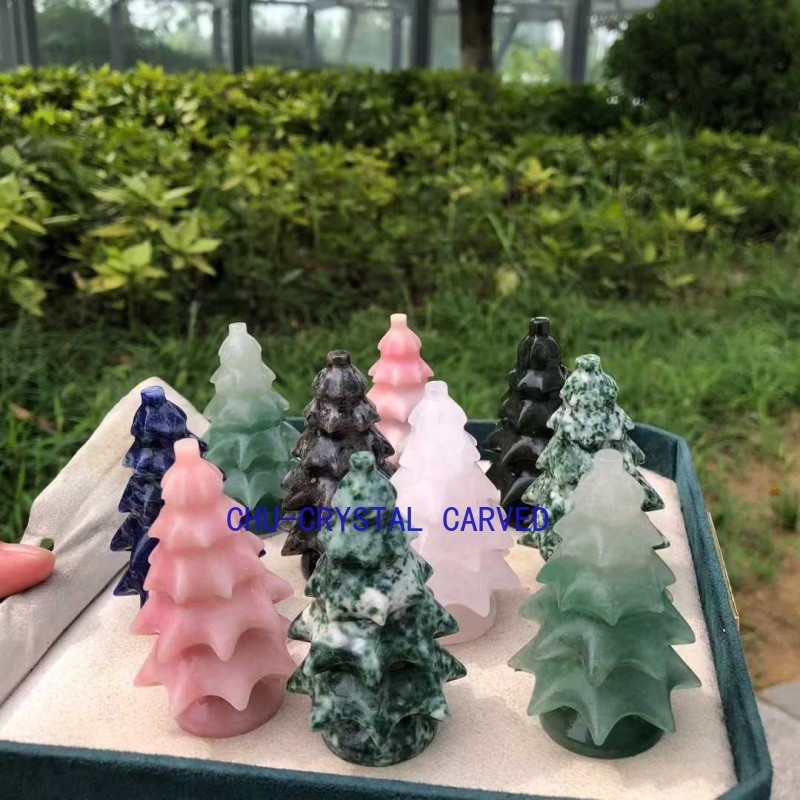 ‌Natural Crystal Christmas Tree Handmade Quartz Carving Holiday Gift for Family‌
