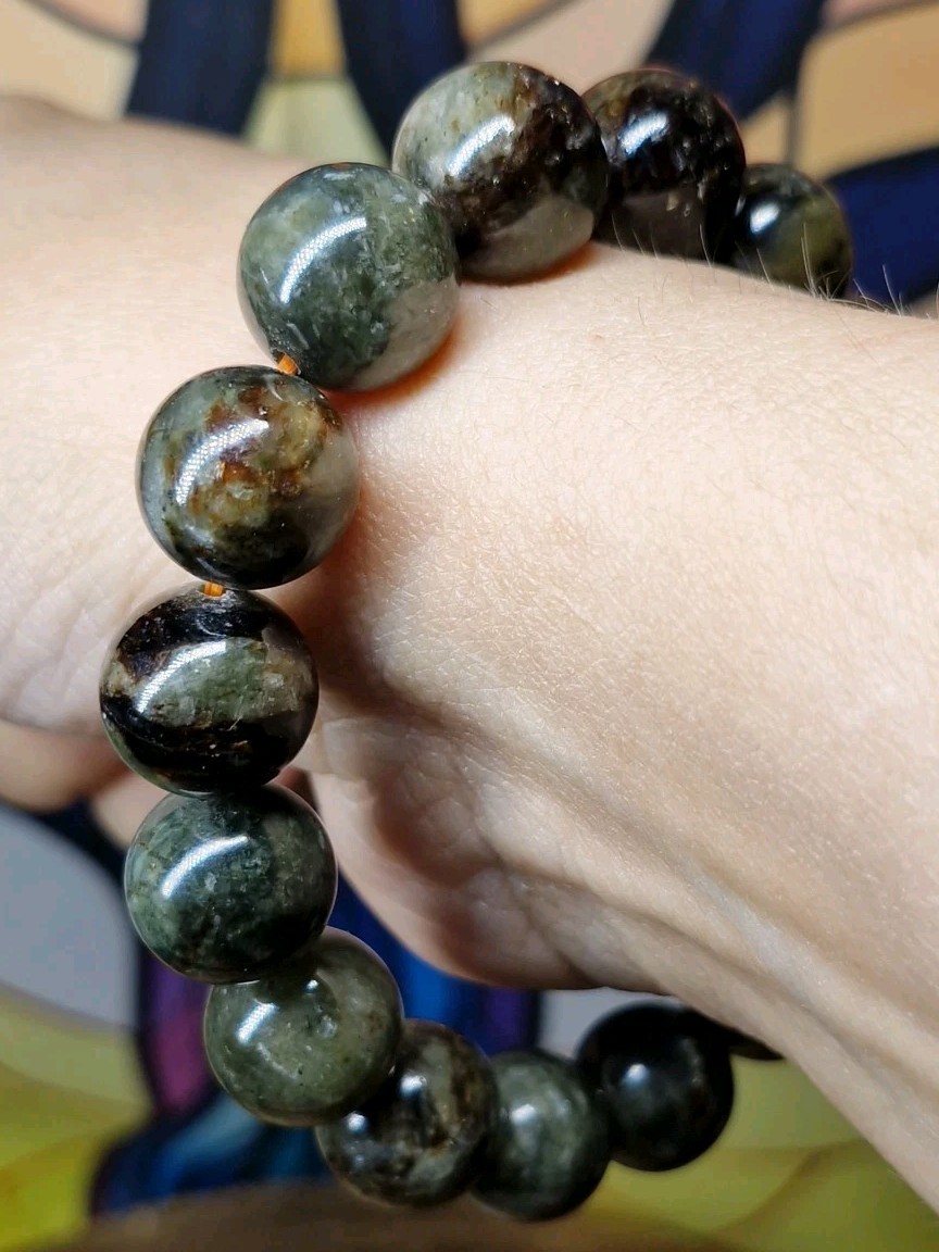 Rare Green Lepidolite 13mm Bead Stretch Bracelet 20.8cm