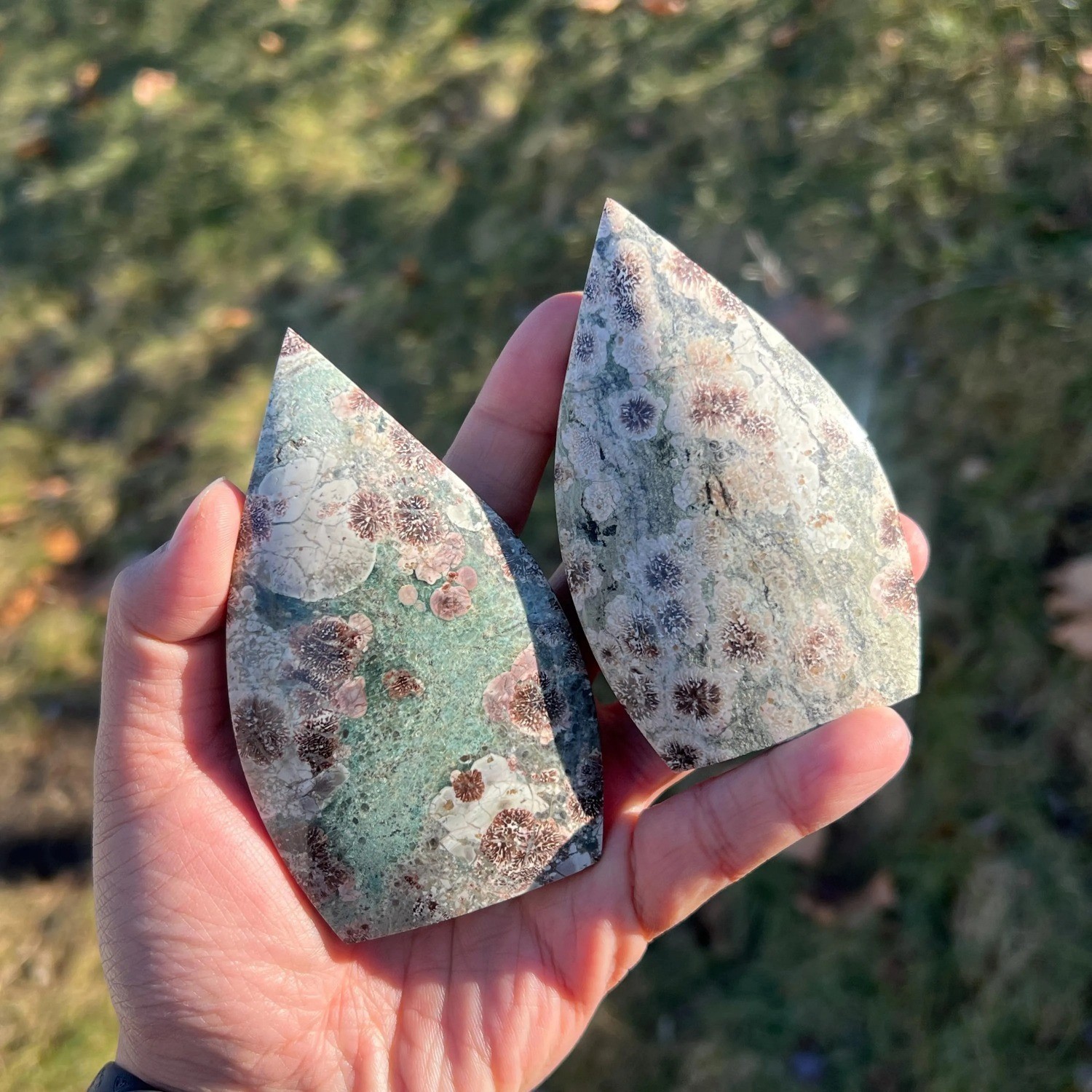 50-100g Natural Green Cherry Blossom Stone Drop Polished Decor Home Collection