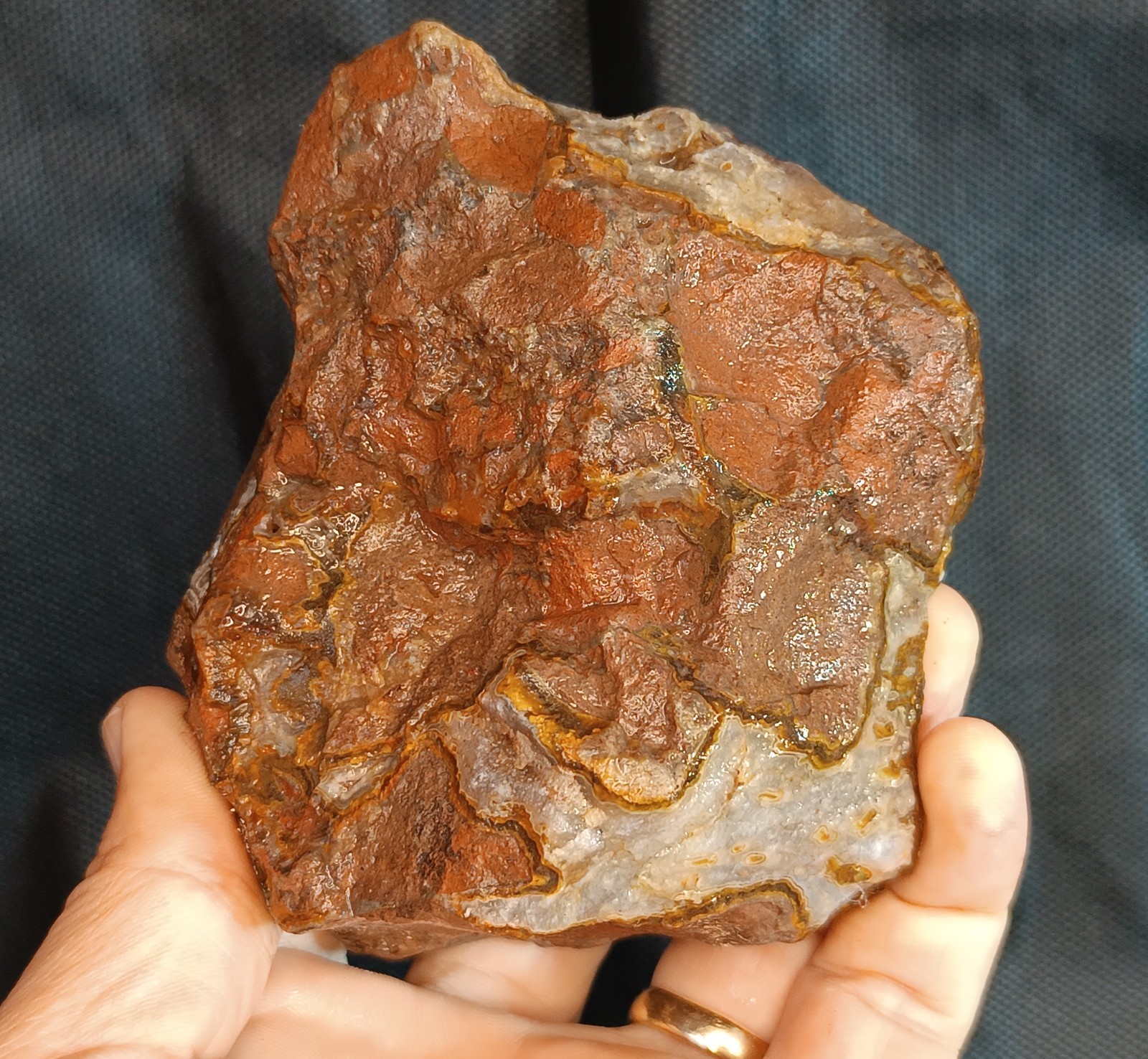 675g/1.36 lb uncut turkish plume agate stone, customs duty included