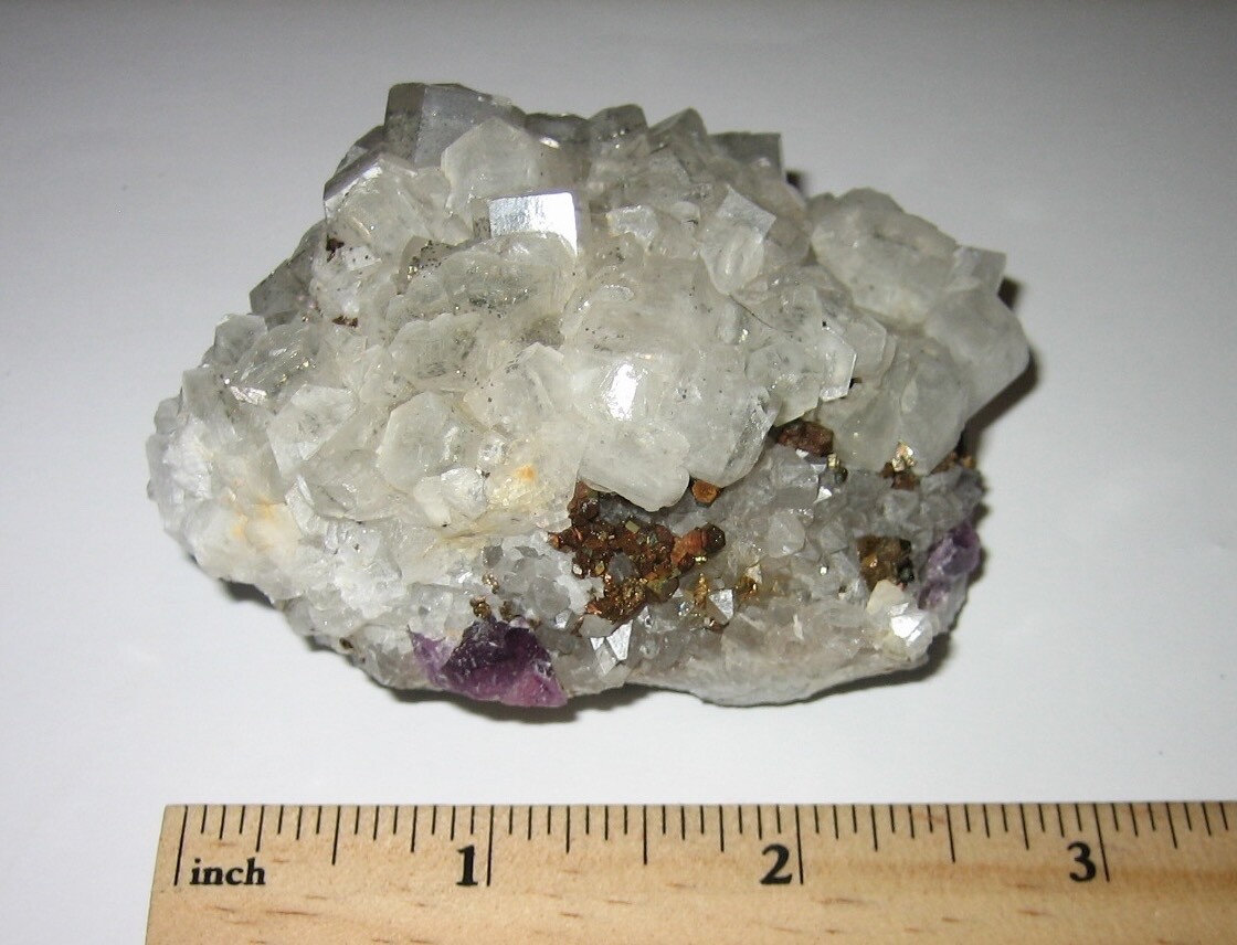 3″ CALCITE CRYSTAL CLUSTER W/ FLUORITE CHALCOPYRITE FROM CT, USA ~ 202.3grams *A