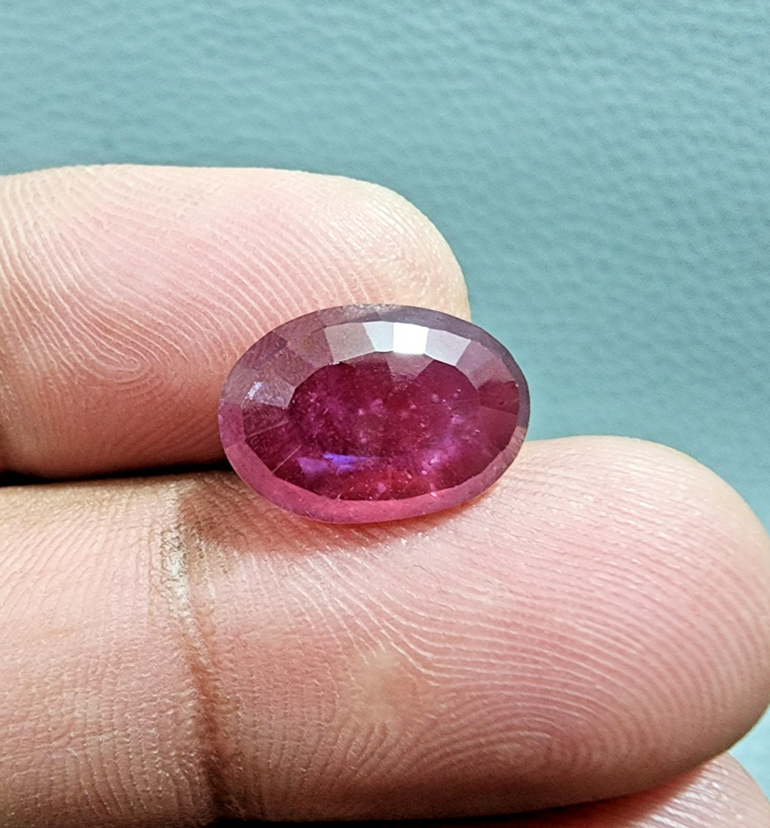 Excellent A+ Blood Red Ruby Faceted 6.27 Crt Oval Cut Gemstone Jewelry For Ring