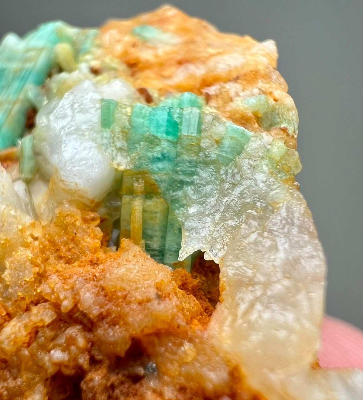 110CT, Natural Top Qulaity Emerald Crystals on Matrix From Panjshir Afghanistan