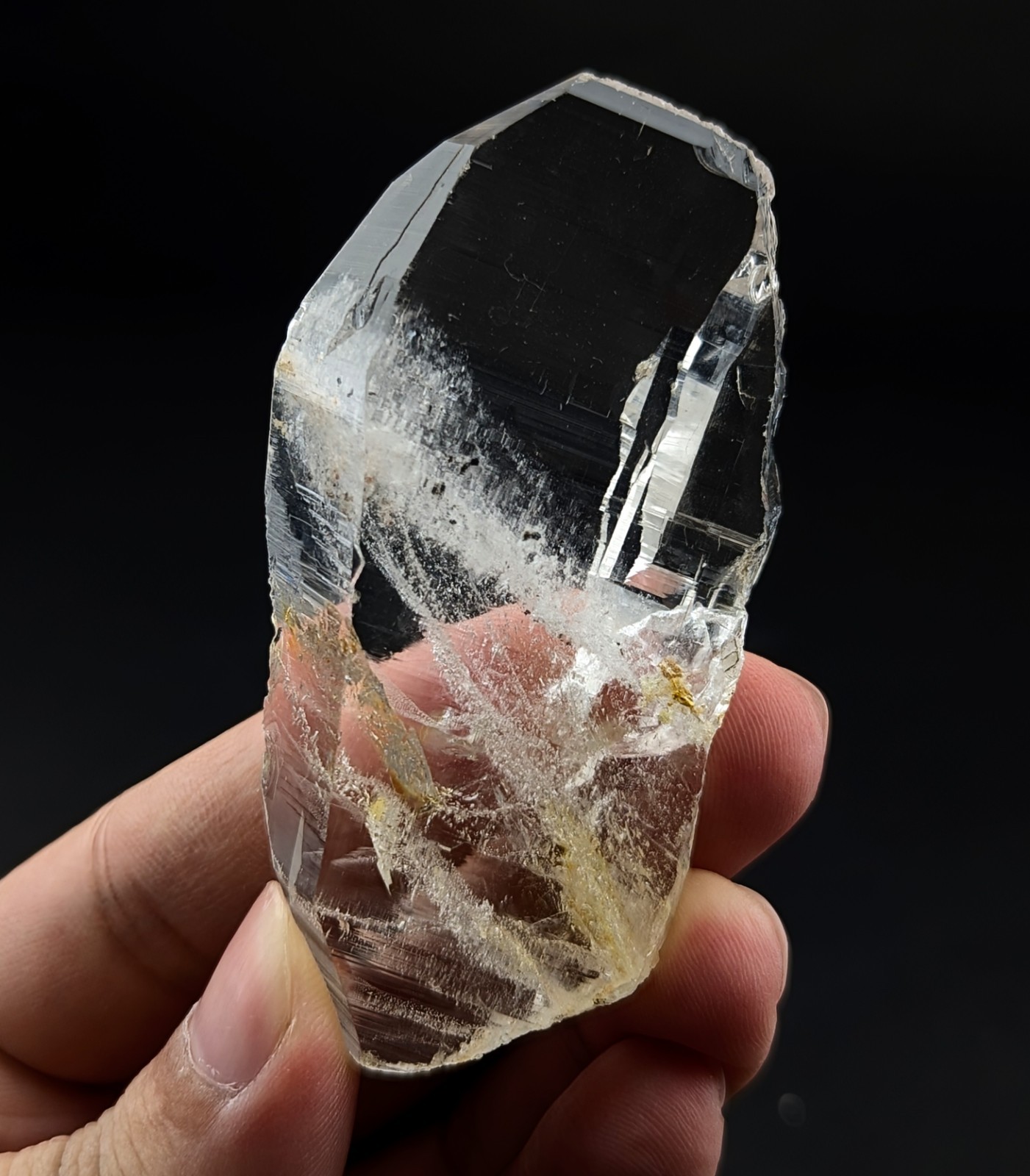 Tabular Quartz Crystal With Exceptional Eye Clean Clarity, Lustrous, Pak, 53g