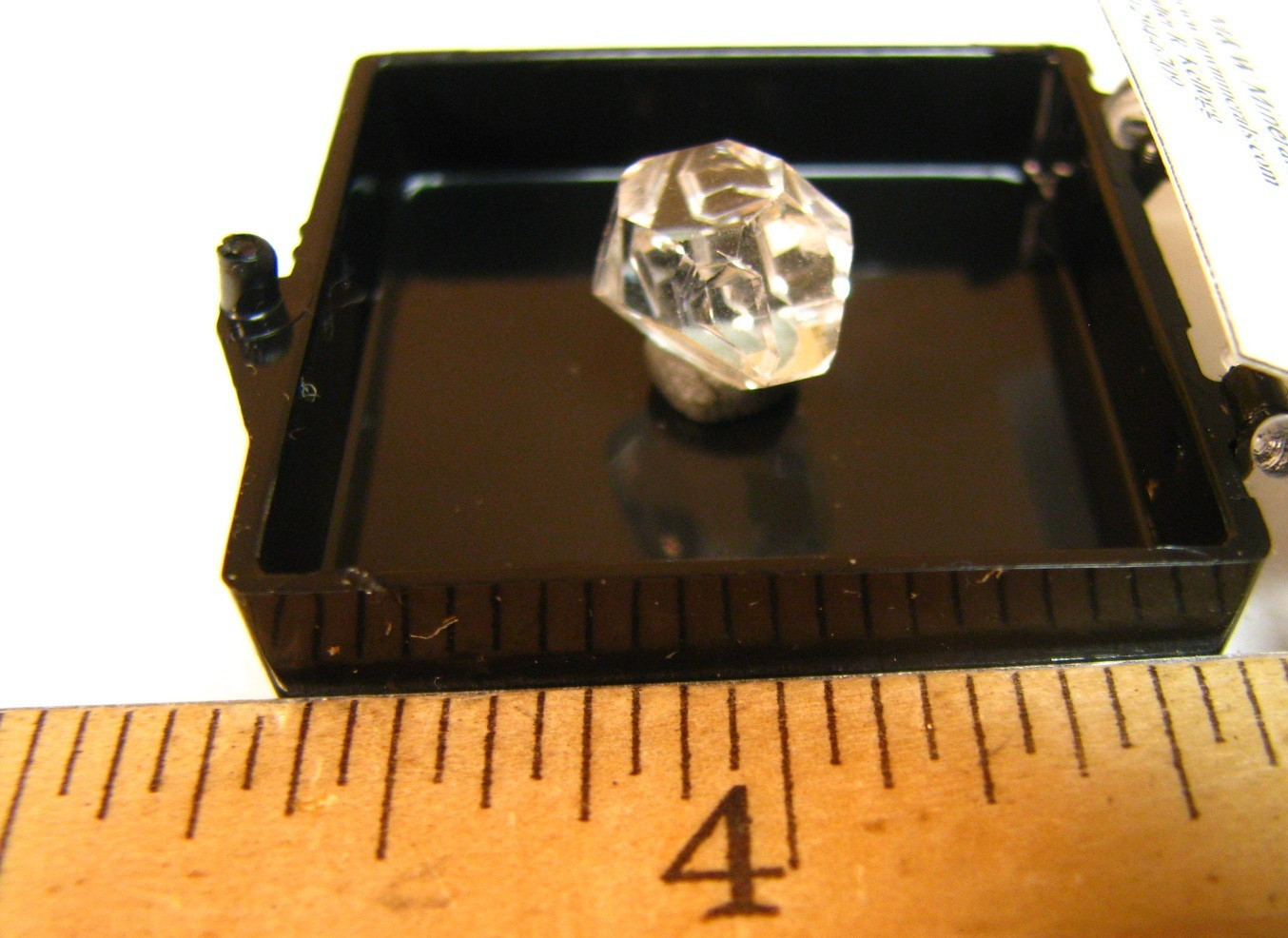 1/2in CLEAR HERKIMER DIAMOND/QUARTZ THUMBNAIL IN CASE HERKIMER NEW YORK USA#137