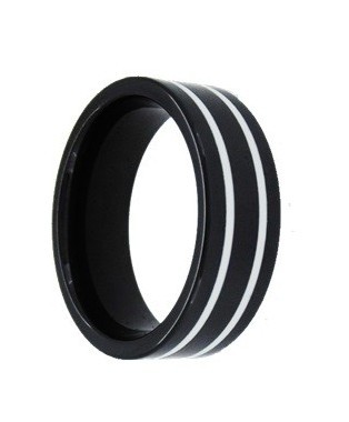 Black and white ceramic rings Jewelry