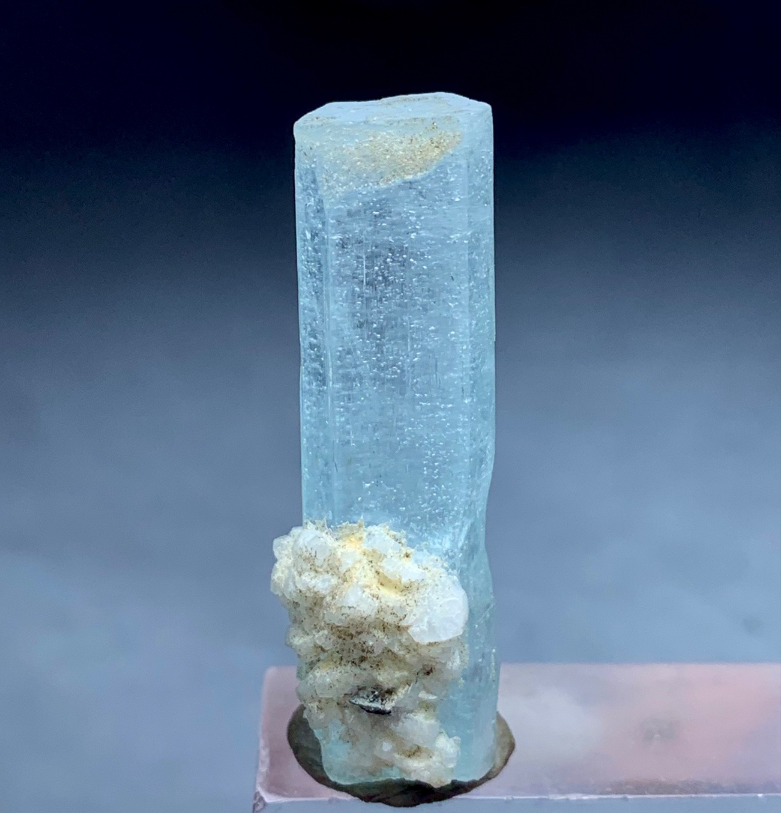 33 Carat Beautiful Sky Blue Natural Aquamarine Crystal Specimen From Pakistan