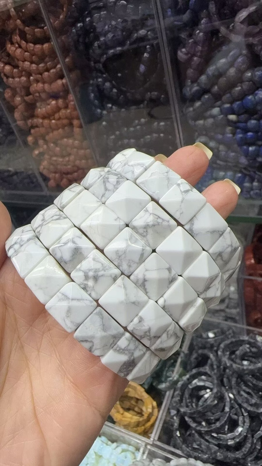 Natural stone square crystal cut angle 12 x12mm pyramid hand bracelet Healing