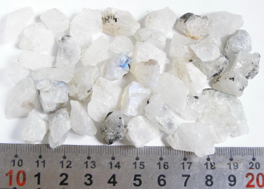 1oz. Random selection Natural Moonstone Uncut Rough Minerals/Bulk Lot for Cab