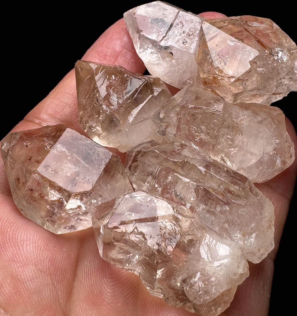 110g 7PC Diamond Grade! Super FENSTER Quartz Skeletal Quartz Crystal Point s845