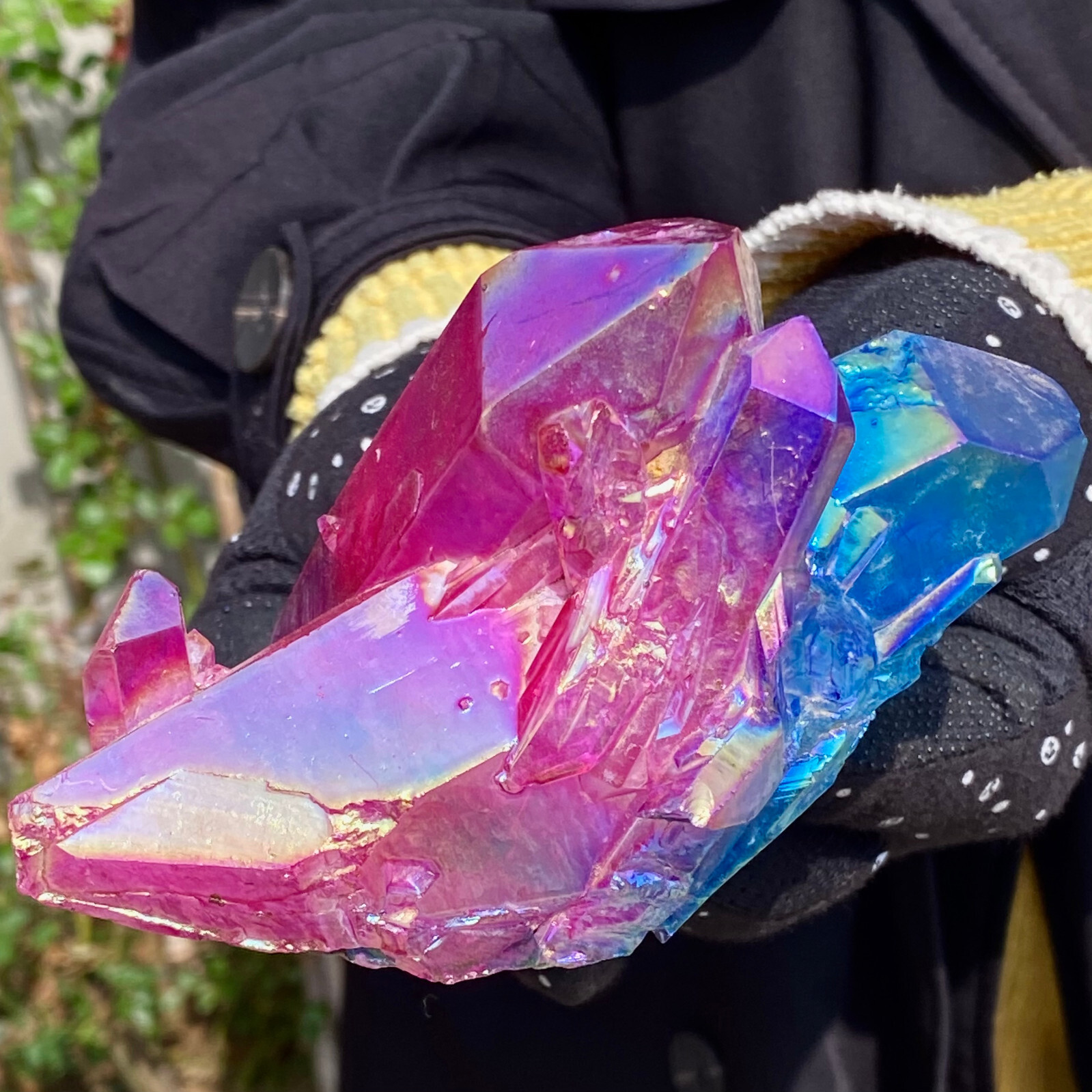 1.27LB Rainbow Titanium Quartz Crystal Treatment Cluster Decorative Gift